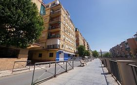 Apartamento Ribera Del Genil Centro